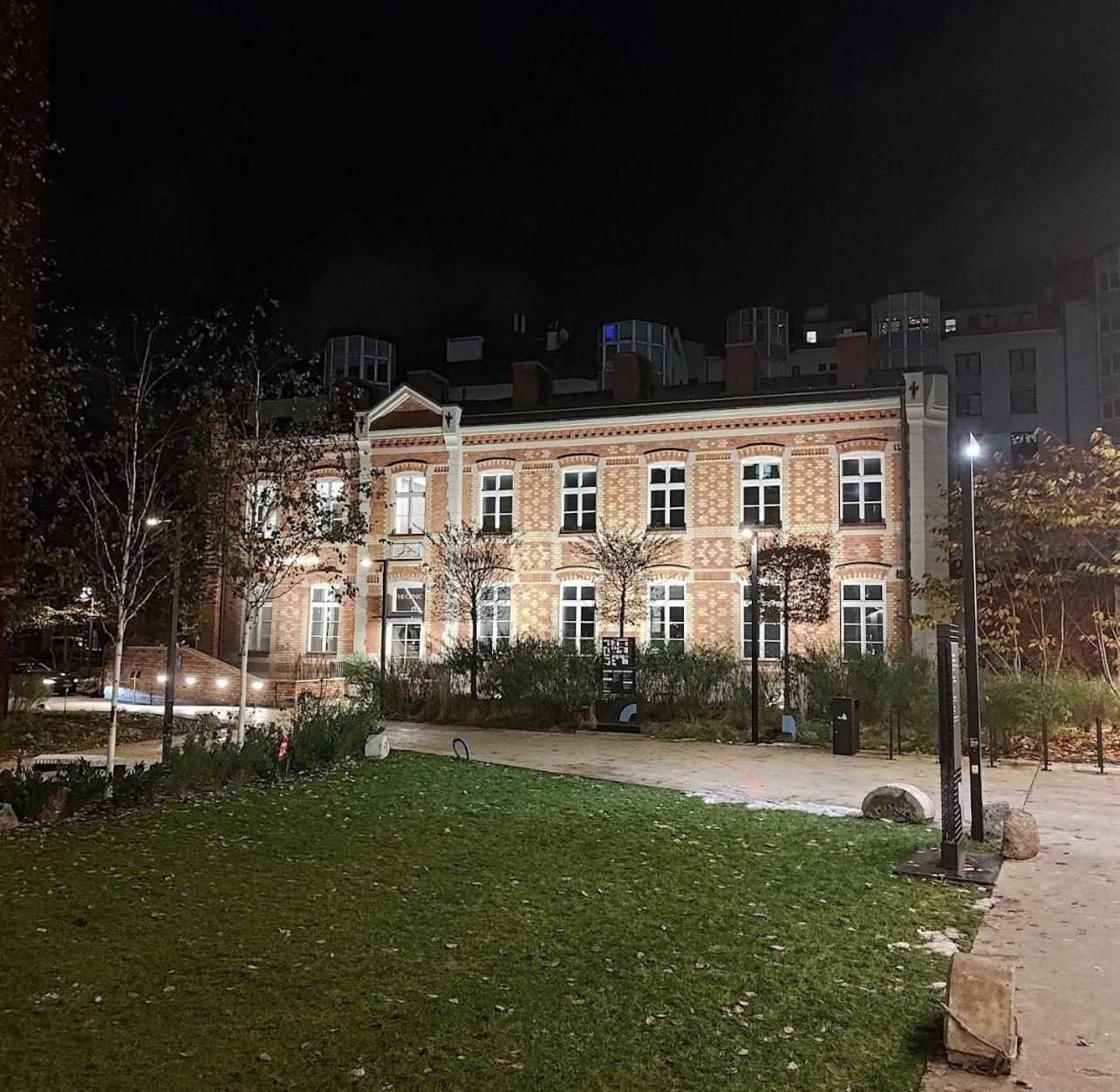 Apartment In The Center - Browary Warszawskie Warsawa Bagian luar foto